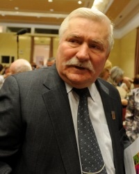 Wałęsa: Materiały te można wykorzystać jako donosy