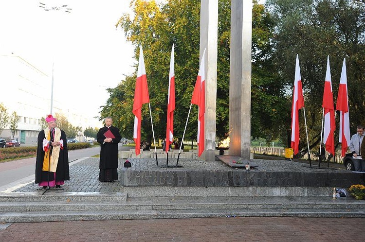 X Dzień Papieski w Gdyni; fot. M. Grabarz i J. Hlades