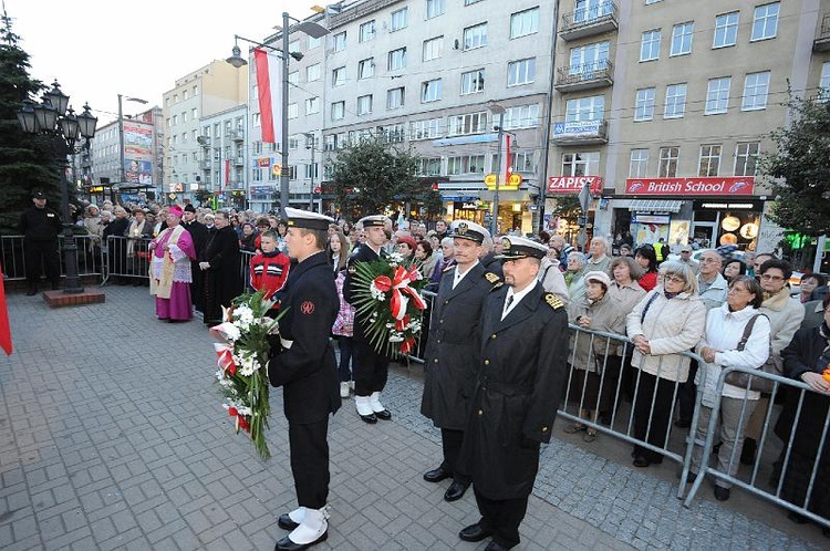 X Dzień Papieski w Gdyni; fot. M. Grabarz i J. Hlades