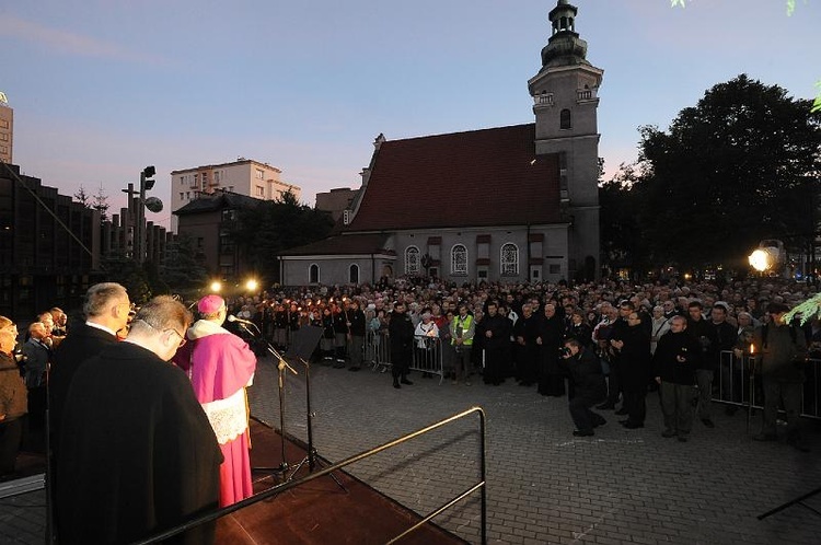 X Dzień Papieski w Gdyni; fot. M. Grabarz i J. Hlades