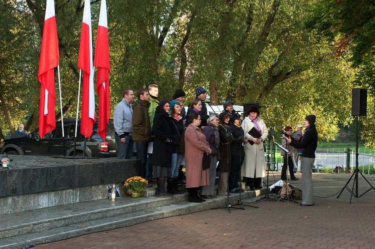 X Dzień Papieski w Gdyni; fot. M. Grabarz i J. Hlades