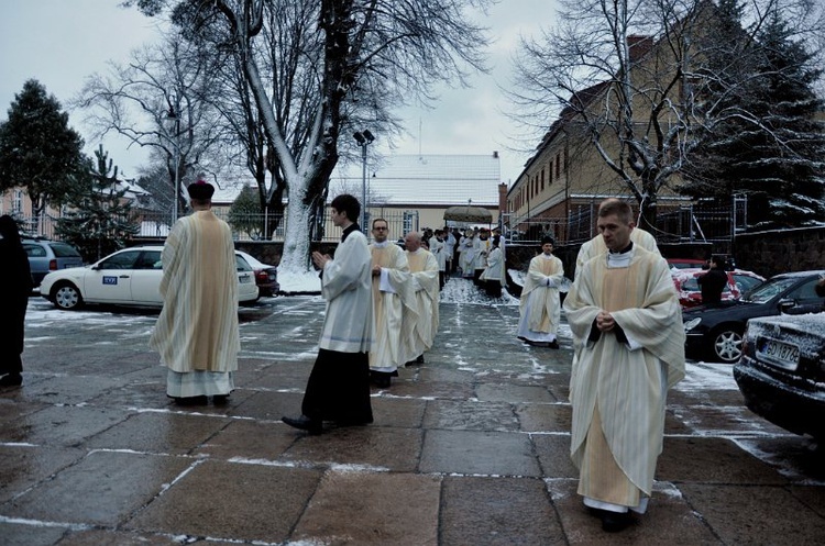 Msza św. z procesją rezurekcyjną fot. Karolina Hermann