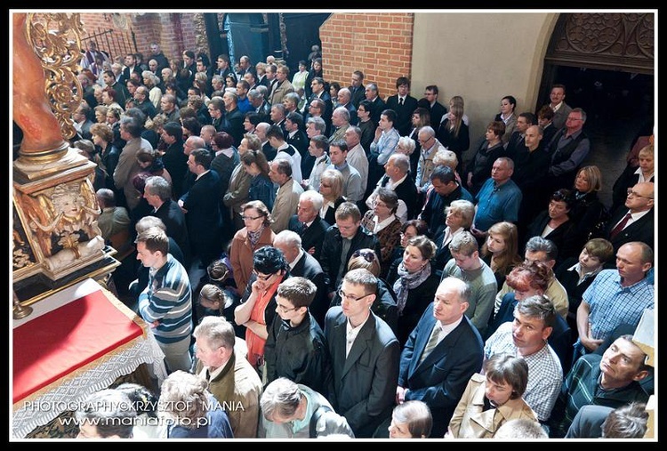 Pogrzeb Śp. Księdza Biskupa Jana Bernarda Szlagi Pelplin - foto Krzysztof Mania