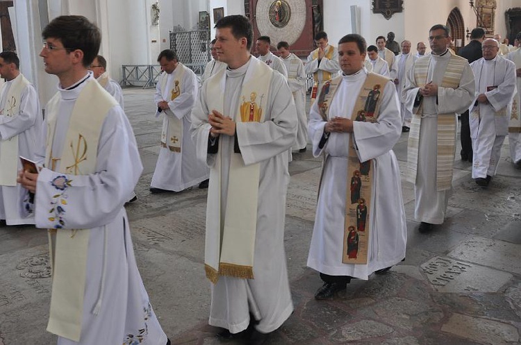 Święcenia Kapłańskie w Archidiecezji Gdańskiej - Bazylika Mariacka w Gdańsku - foto Mateusz Małek