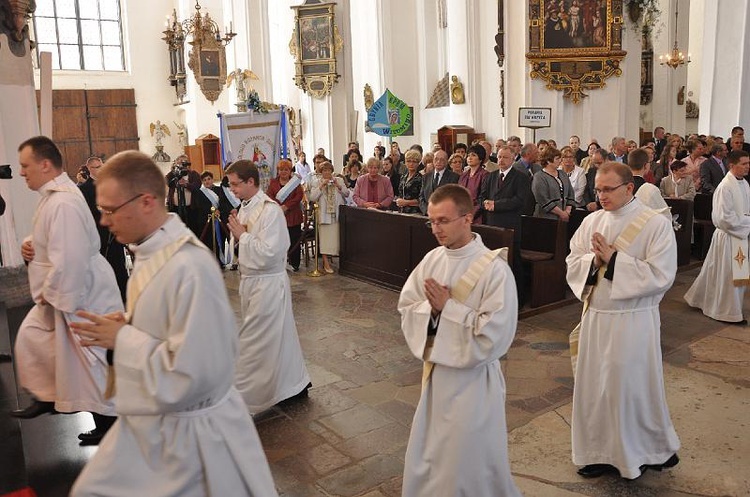 Święcenia Kapłańskie w Archidiecezji Gdańskiej - Bazylika Mariacka w Gdańsku - foto Mateusz Małek