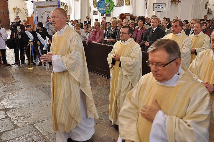 Święcenia Kapłańskie w Archidiecezji Gdańskiej - Bazylika Mariacka w Gdańsku - foto Mateusz Małek