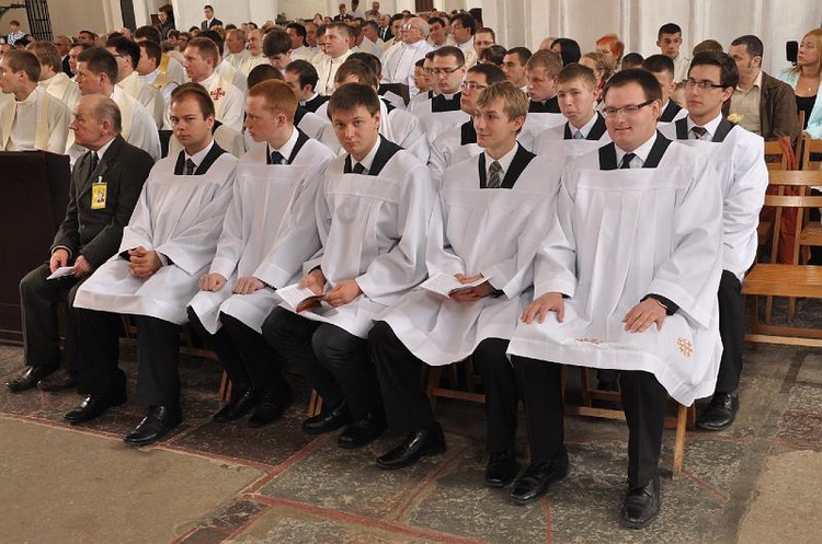 Święcenia Kapłańskie w Archidiecezji Gdańskiej - Bazylika Mariacka w Gdańsku - foto Mateusz Małek