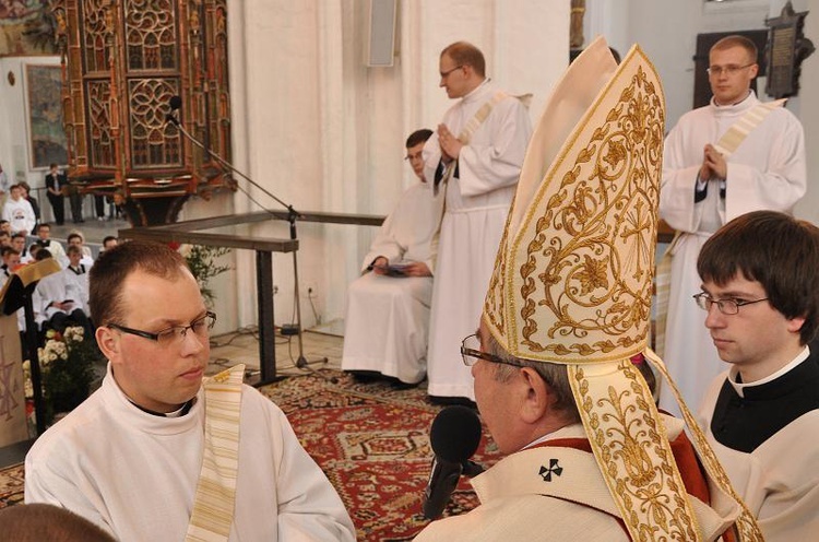 Święcenia Kapłańskie w Archidiecezji Gdańskiej - Bazylika Mariacka w Gdańsku - foto Mateusz Małek