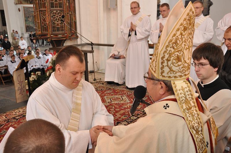 Święcenia Kapłańskie w Archidiecezji Gdańskiej - Bazylika Mariacka w Gdańsku - foto Mateusz Małek