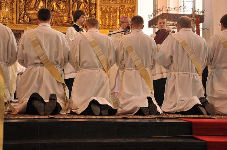 Święcenia Kapłańskie w Archidiecezji Gdańskiej - Bazylika Mariacka w Gdańsku - foto Mateusz Małek