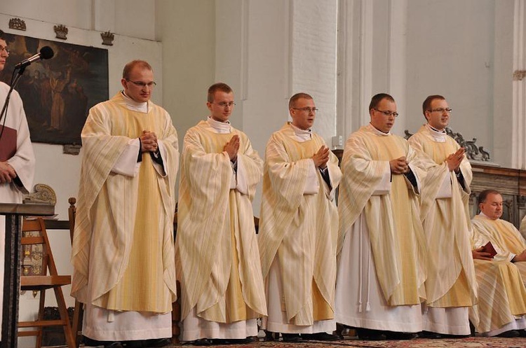 Święcenia Kapłańskie w Archidiecezji Gdańskiej - Bazylika Mariacka w Gdańsku - foto Mateusz Małek