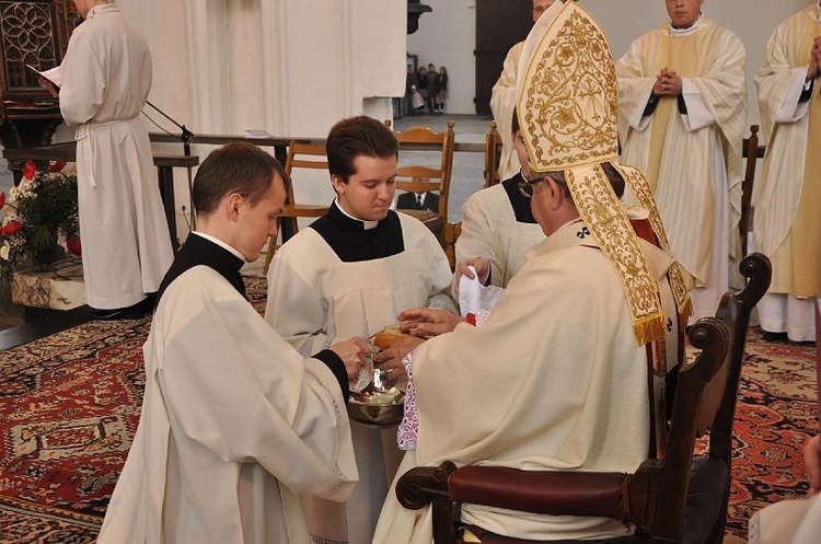 Święcenia Kapłańskie w Archidiecezji Gdańskiej - Bazylika Mariacka w Gdańsku - foto Mateusz Małek