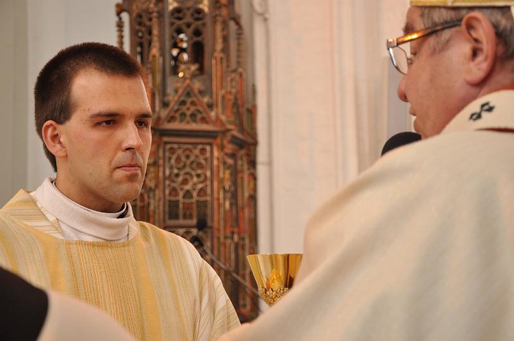 Święcenia Kapłańskie w Archidiecezji Gdańskiej - Bazylika Mariacka w Gdańsku - foto Mateusz Małek