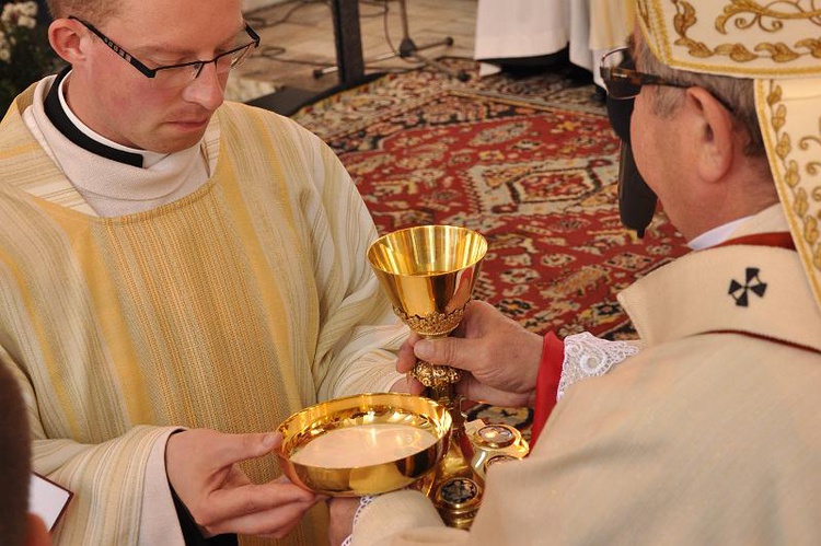 Święcenia Kapłańskie w Archidiecezji Gdańskiej - Bazylika Mariacka w Gdańsku - foto Mateusz Małek