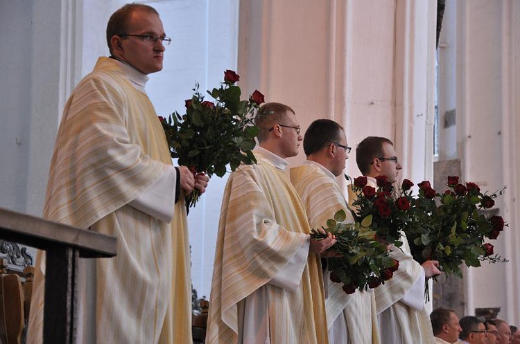 Święcenia Kapłańskie w Archidiecezji Gdańskiej - Bazylika Mariacka w Gdańsku - foto Mateusz Małek